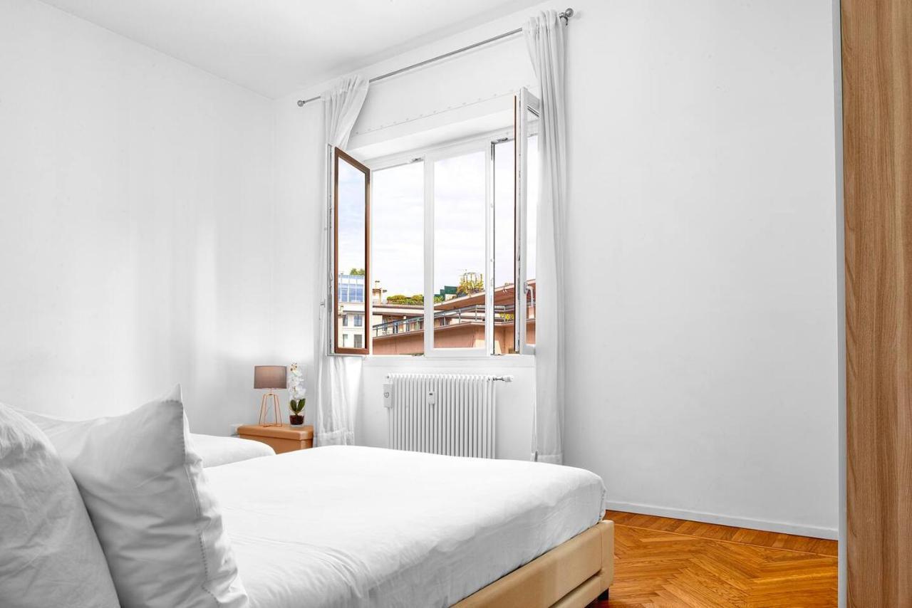 3 Bedrooms Apartment Milano Exteriör bild