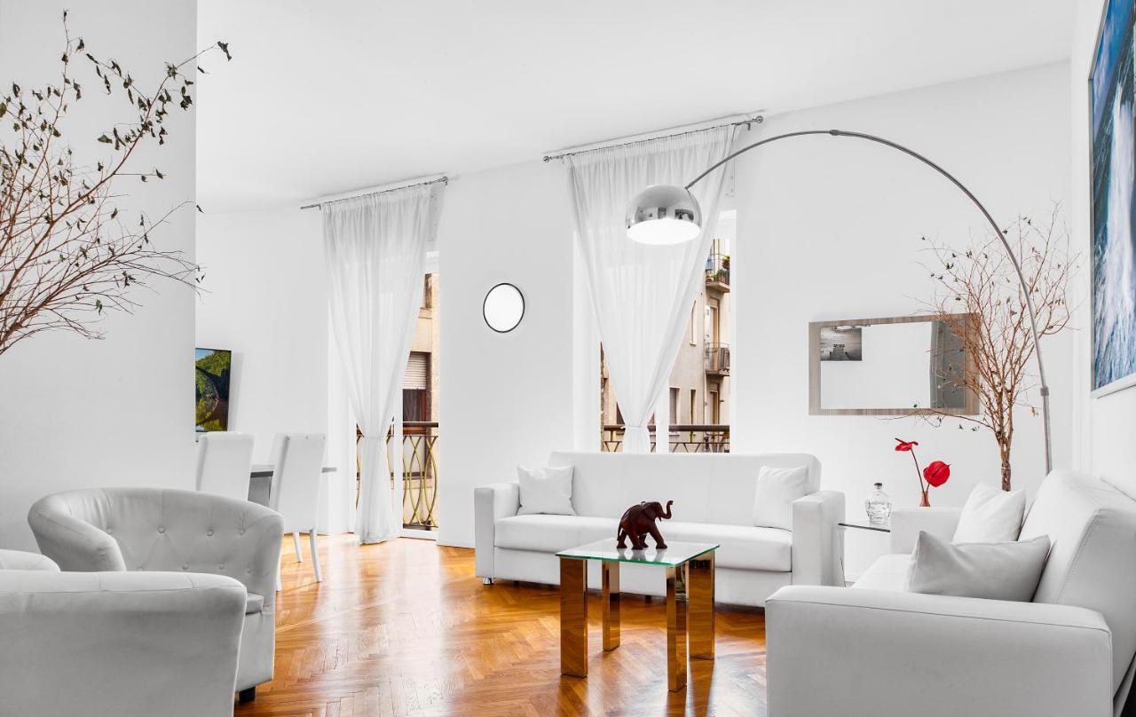 3 Bedrooms Apartment Milano Exteriör bild